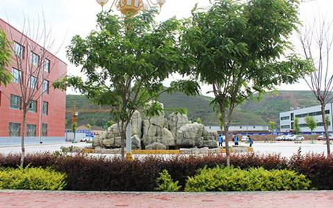 邛崍職業(yè)高級(jí)中學(xué)旅游服務(wù)與管理專業(yè)